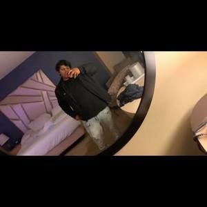 Meet your Posher, Luis